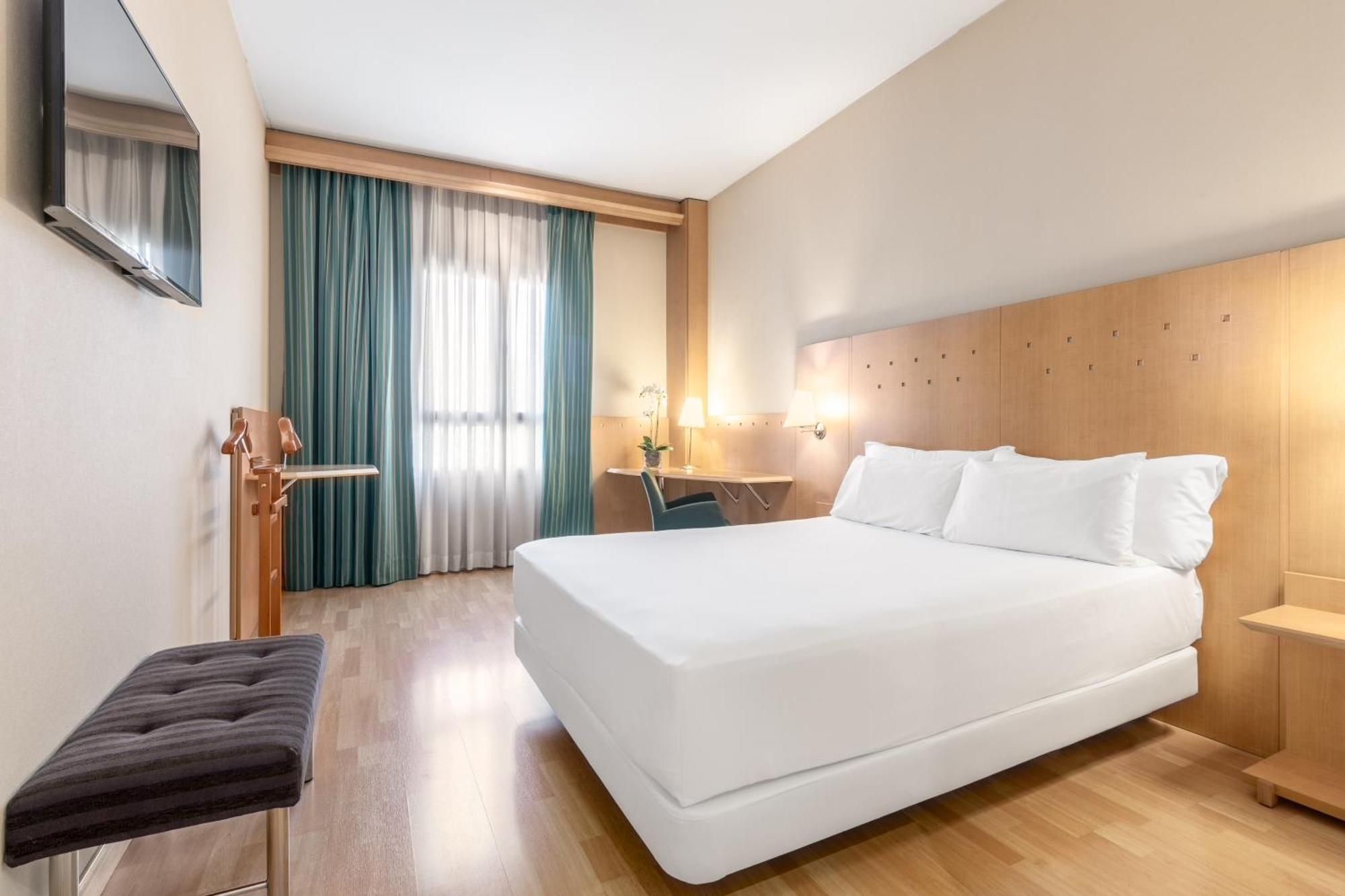 Crisol Leganes Hotel Exterior photo