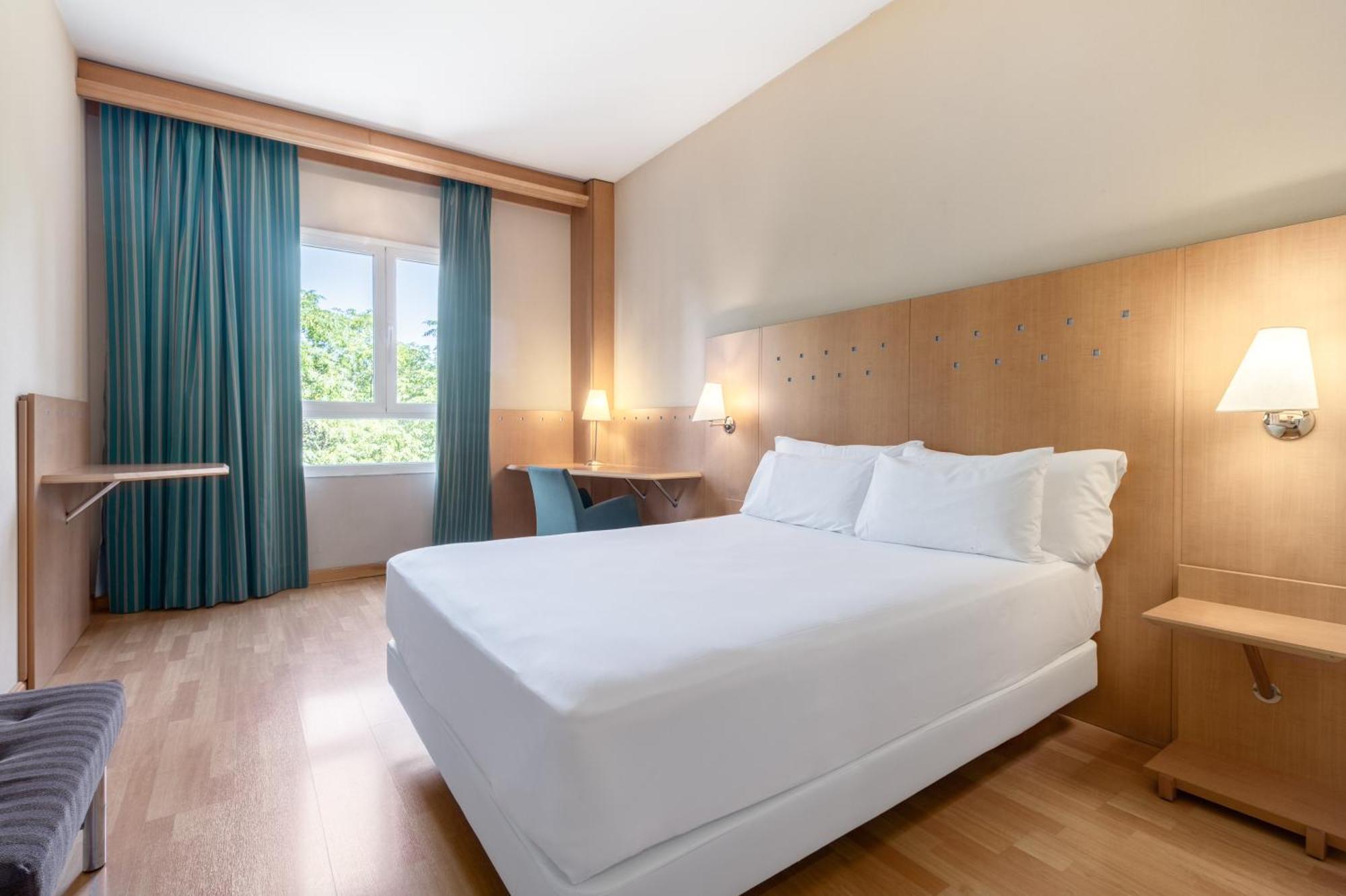 Crisol Leganes Hotel Exterior photo