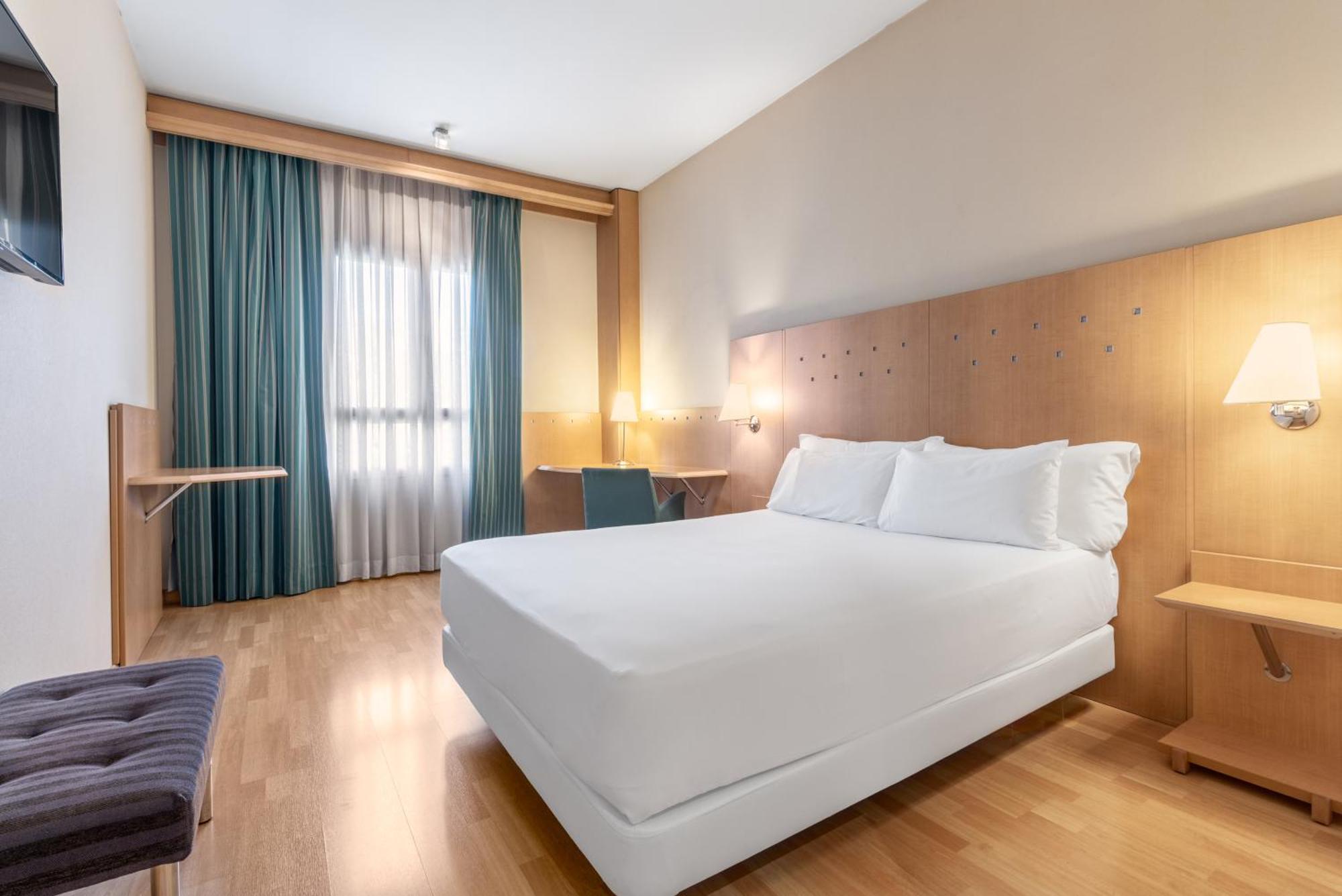 Crisol Leganes Hotel Exterior photo